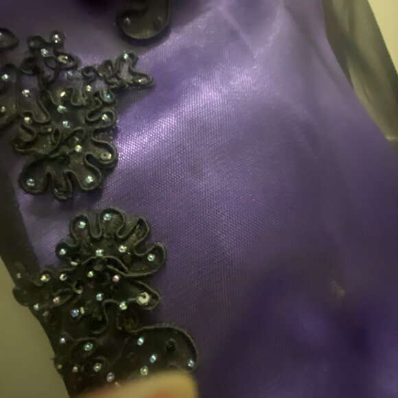 Vintage 90's Grunge Morgan and Co.‎ Purple Beaded Lace Halter Neck Gown - Picture 5 of 16